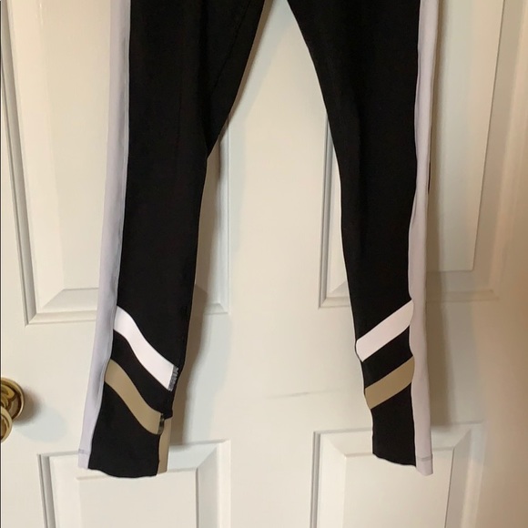 Ladies Mondetta Active Wear - Picture 2 of 8